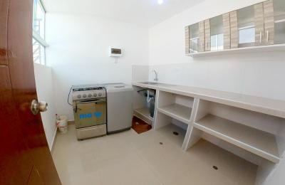 VENTA DE DEPARTAMENTO 5° PISO EN LOS TUMBOS, URB. SANTA VICTORIA